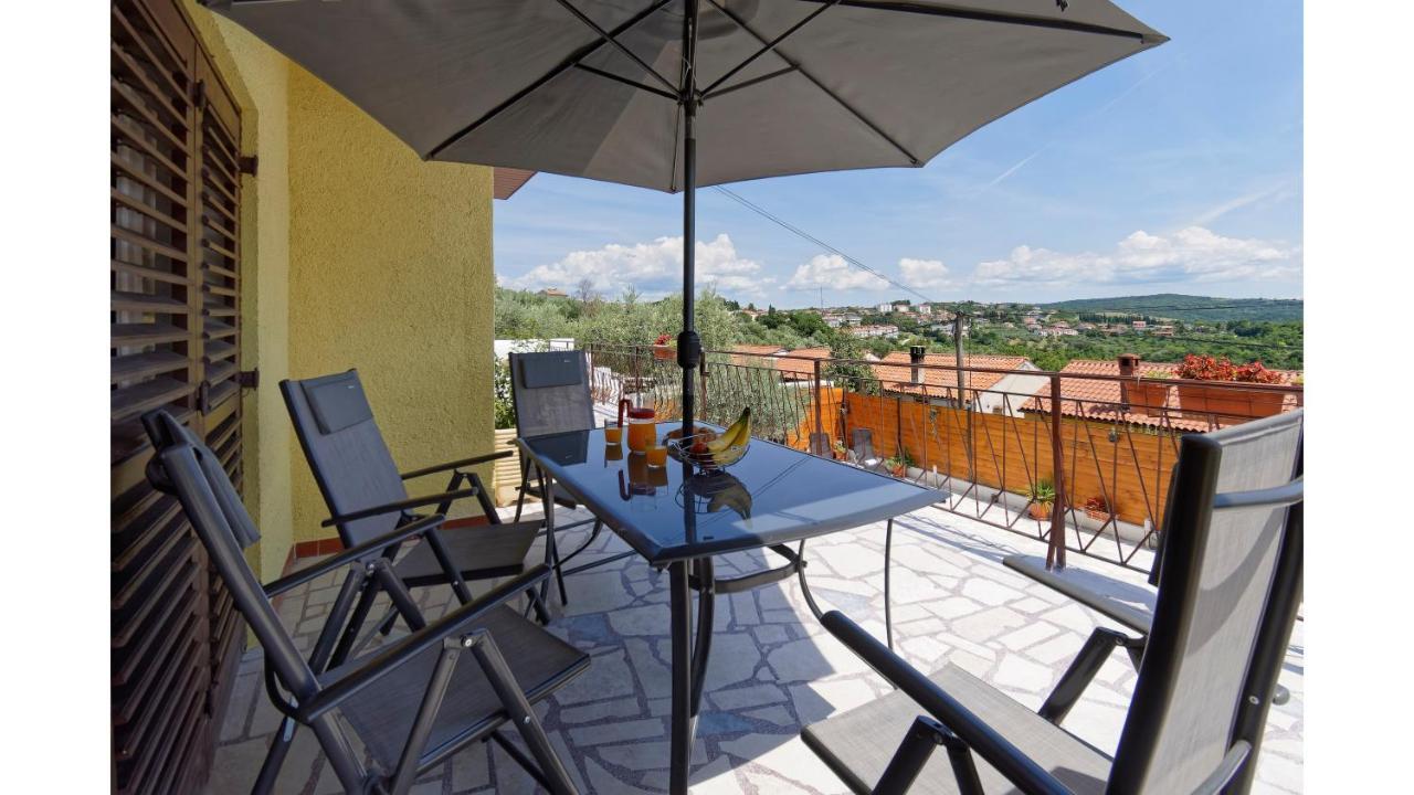 Holiday Home Vlady By Rent Istria Buje Luaran gambar